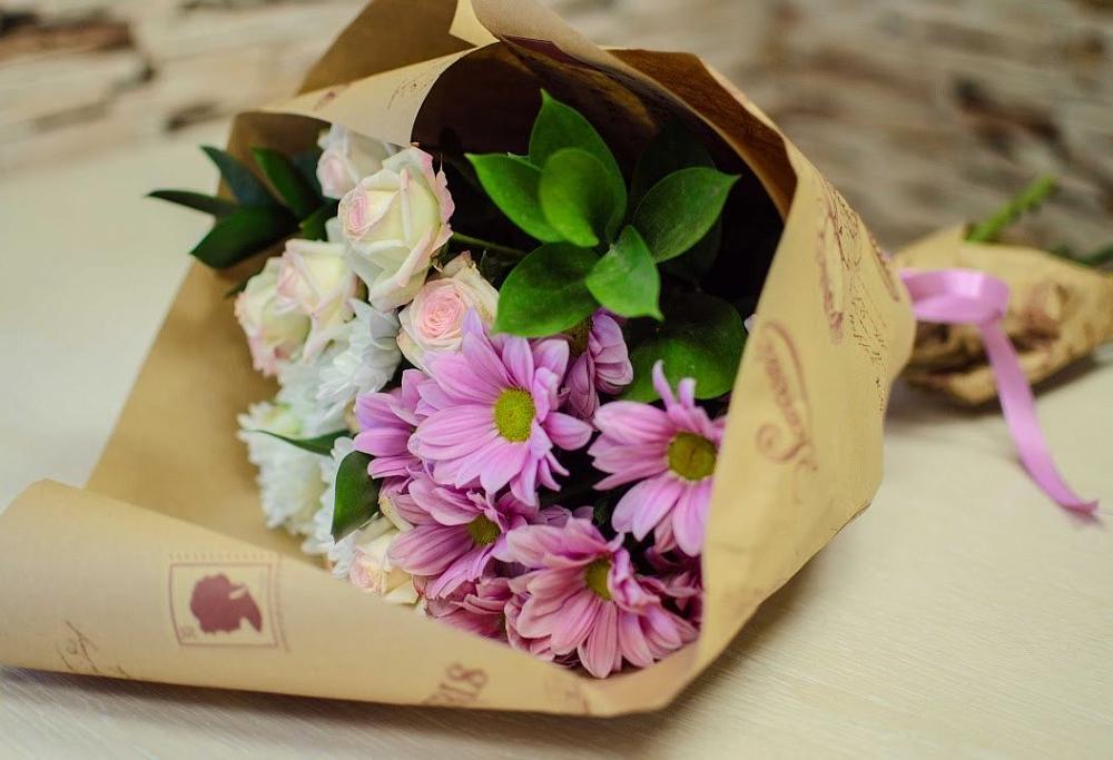 Букет цветов из: Розы и Хризантемы в Черемушках Курской области