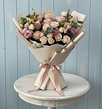 Букет цветов из:  Розы и Лизиантусы в Черемушках Курской области