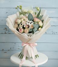 Букет цветов из:  Розы и Лизиантусы в Черемушках Курской области