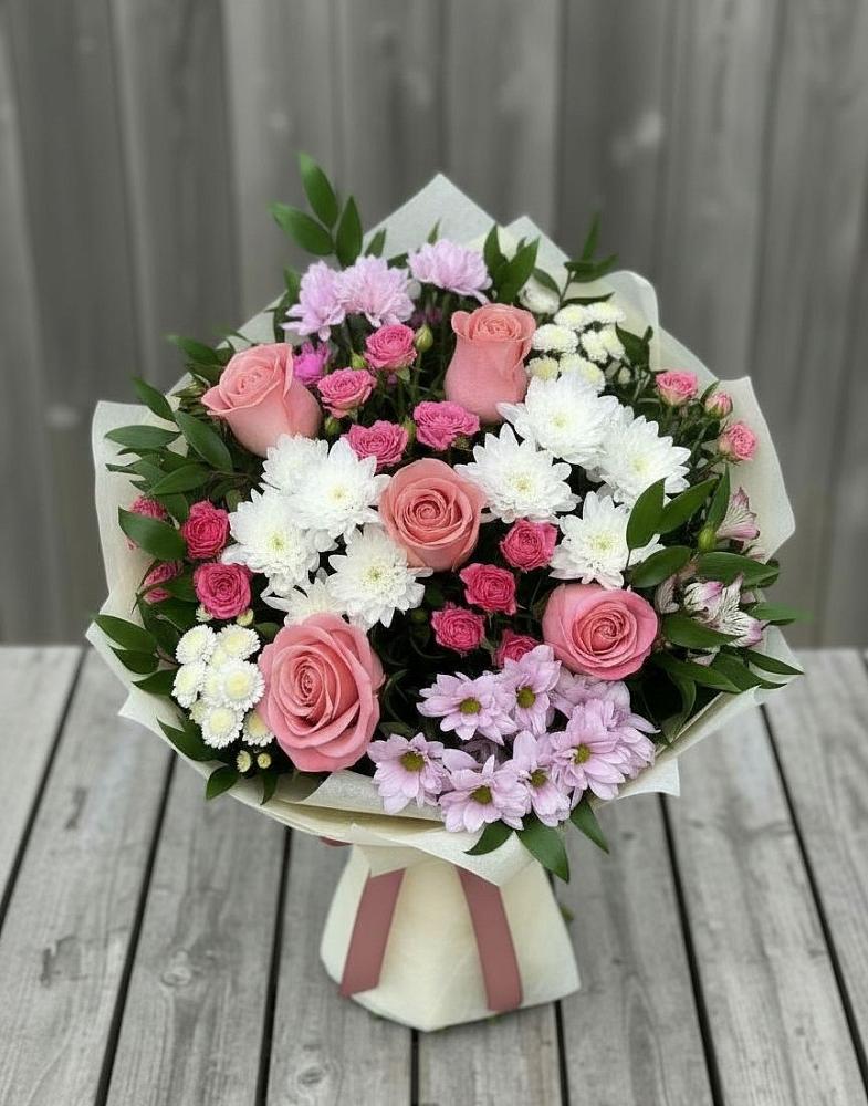 Букет цветов из: Альстромерии, Гвоздики, Розы и Хризантемы в Черемушках Курской области