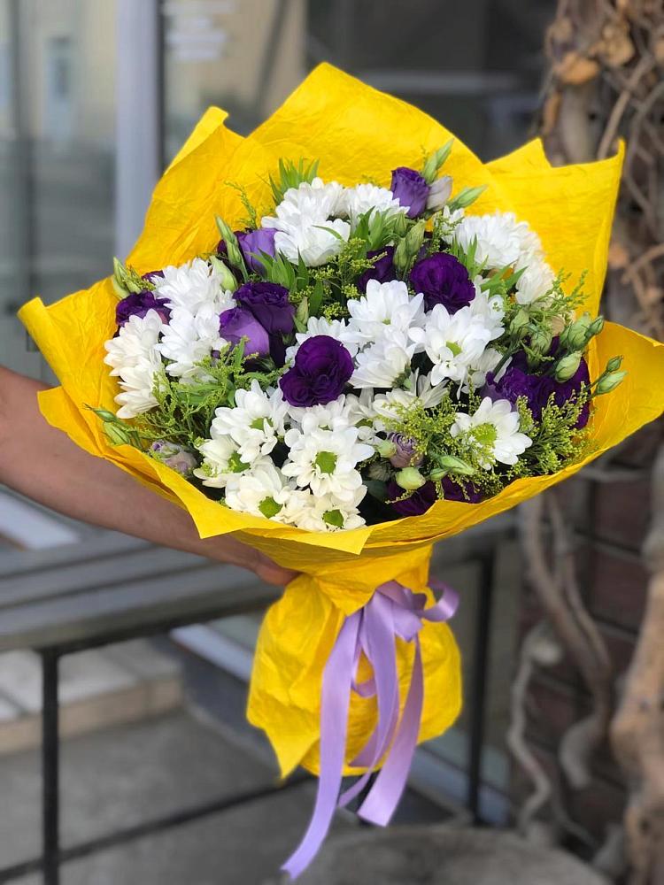 Букет цветов из: Ирисы, Хризантемы и Ромашки в Черемушках Курской области
