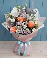 Букет цветов из:  Лизиантусы, Розы, Альстромерии и Гипсофила в Черемушках Курской области