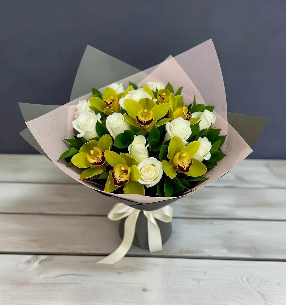 Букет цветов из: Орхидеи и Розы в Черемушках Курской области