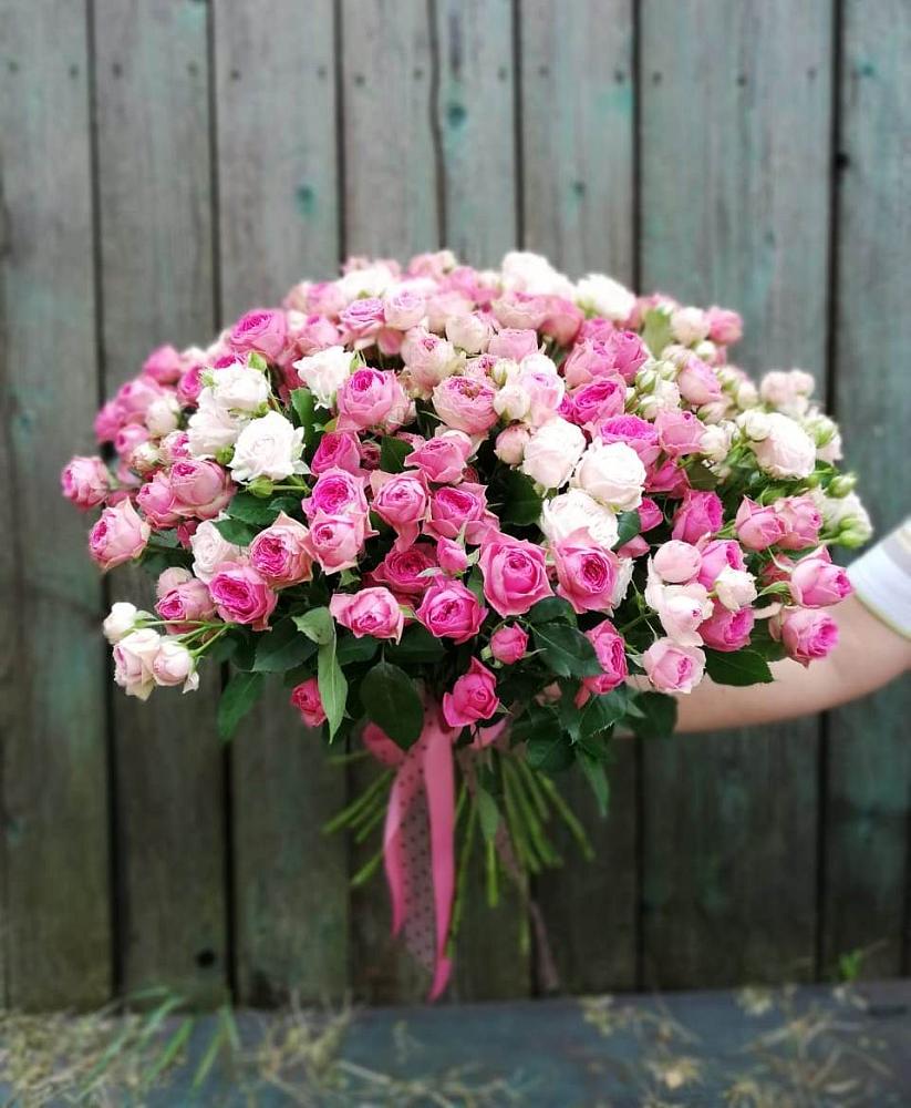 Букет Розовые кустовые розы Натали и Лав Лидия в Черемушках Курской области