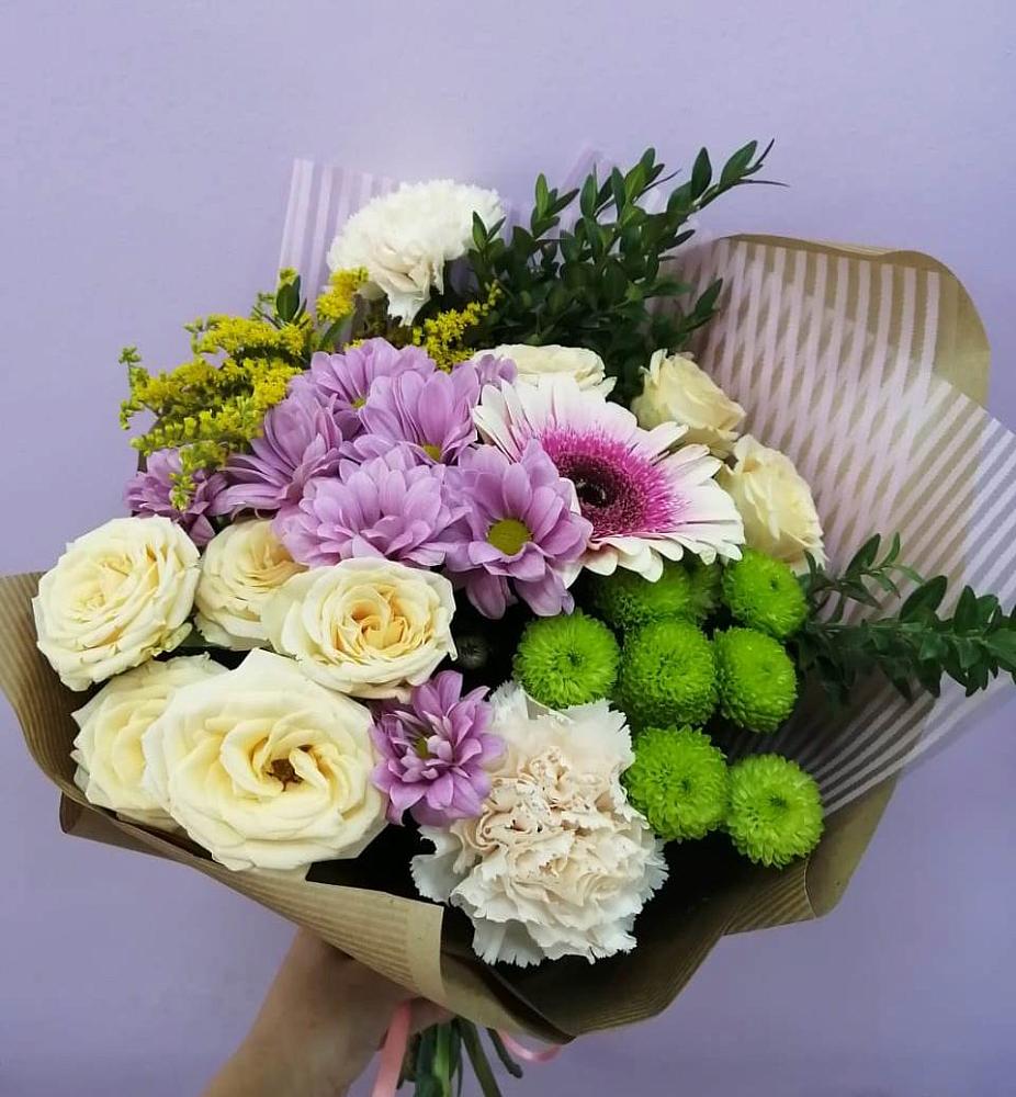 Букет цветов из: Хризантемы, Розы, Гвоздики и Герберы в Черемушках Курской области